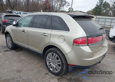 2010 Lincoln Mkx z USA, uszkodzony, nr VIN 2LMDJ6JC3ABJ33667